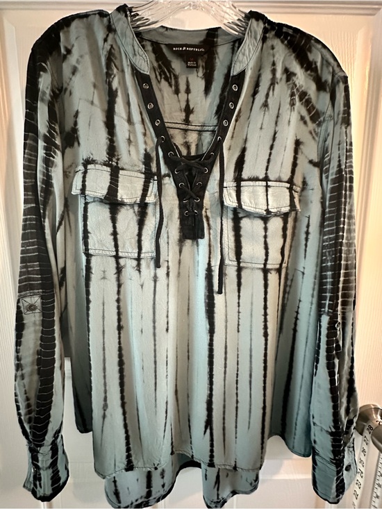 Rock & Republic Tops - Rock N Republic Shibori Tie-Dye lace Up Women’s Shirt - Black on Light Teal Sz:M